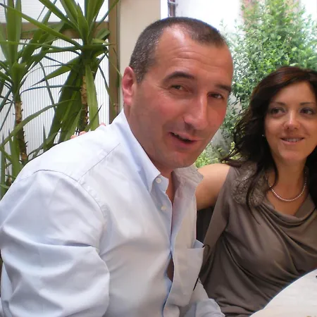 Hotel La Delle Betulle And Restaurant Santa Vittoria dʼAlba